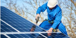 Installation Maintenance Panneaux Solaires Photovoltaïques à Valmigere